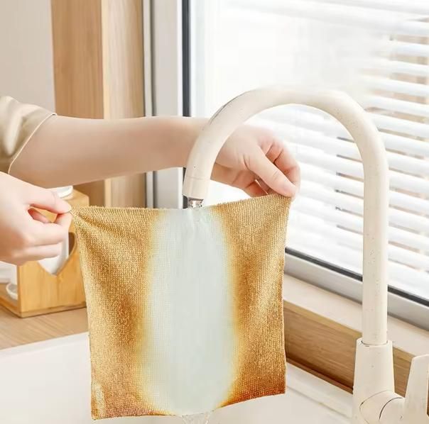 High-efficiency Disposable Towels Roll (40 Pic )